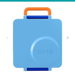 Brand new OMIE LUNCHBOX